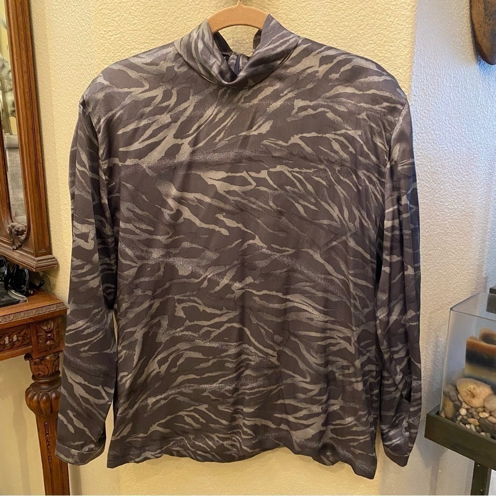 ESCADA Women Gray Animal Print 100% Silk Long Sleeve Top Size 42 (L)